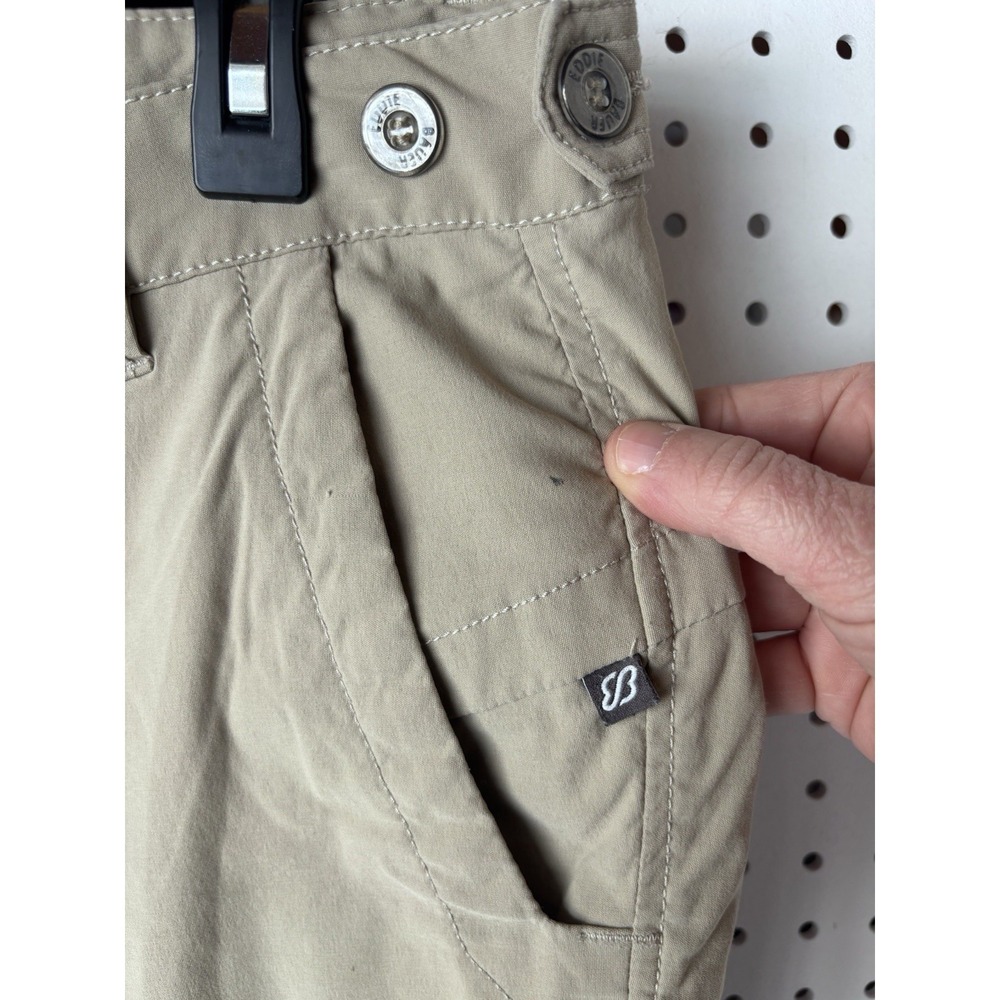 Eddie Bauer Sport Women's 10 Beige Cargo Capri Pants Hiking Outdoor Nylon - Picture 2 of 7